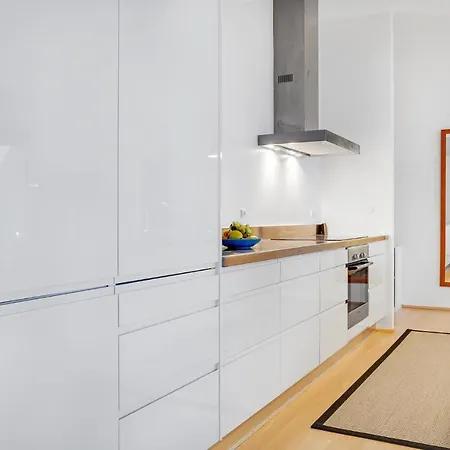 Daire Cozy In With Kitchen